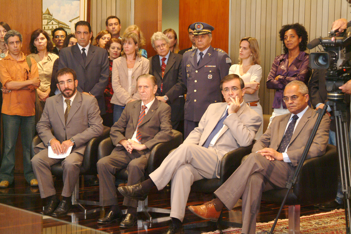 <a style='float:right;color:#ccc' href='https://www3.al.sp.gov.br/repositorio/noticia/03-2008/tv convenio publ 70rob.jpg' target=_blank><i class='bi bi-zoom-in'></i> Clique para ver a imagem </a>
